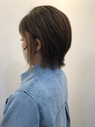 ミディアム ツノガイ エリのヘアスタイル