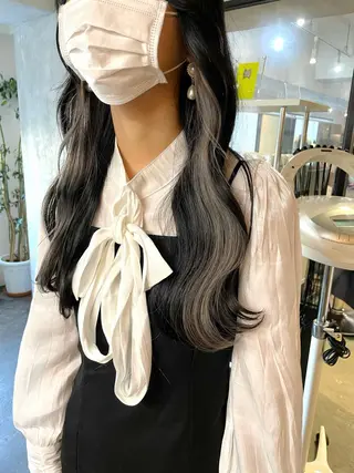 ロング 横山 奈央のヘアスタイル