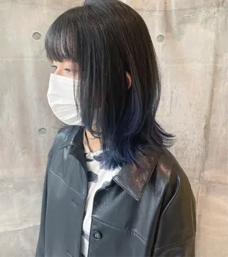 セミロング カラー ウルフカット ハッシュカット/七海のヘアスタイル