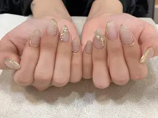 ネイル elu ：nail＆eyeのネイルデザイン