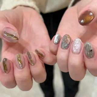 ネイル shio ♡ 13日空きありのネイルデザイン