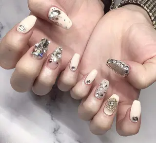 ロング カラー ヘアアレンジ キッズ ネイル マツエク・マツパ 福田 加奈のネイルデザイン