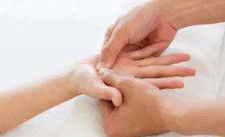 恒遠 綾のエステ・リラクイメージ