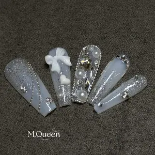 ネイル MQueen ネイルサロンのネイルデザイン