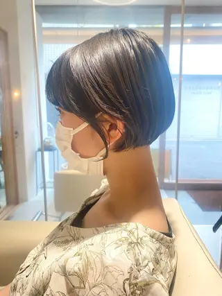 ショート カラー 安永 涼のヘアスタイル