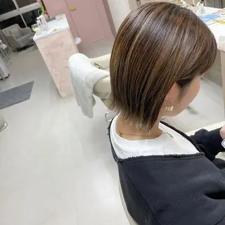 ショート カラー 坂本 沙也加のヘアスタイル