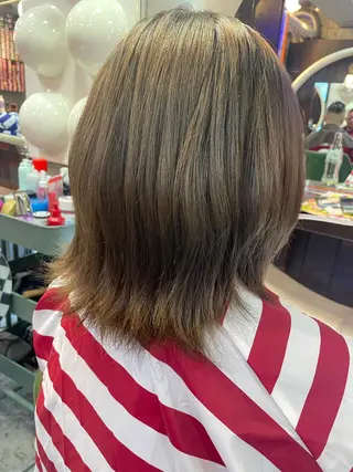 ミディアム 平塚 千尋のヘアスタイル