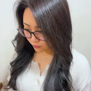 ロング beat 磯谷のヘアスタイル