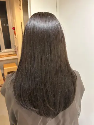 カラー UNBIRTHDAY ゆづみのヘアスタイル