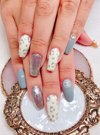 ネイル CROWN プライベートサロンのネイルデザイン