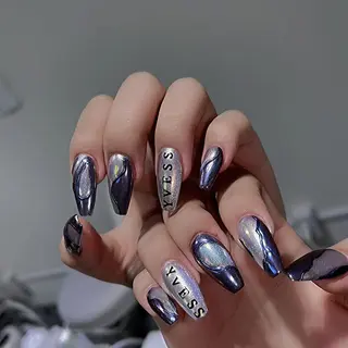 ネイル Queen‘s なんのネイルデザイン