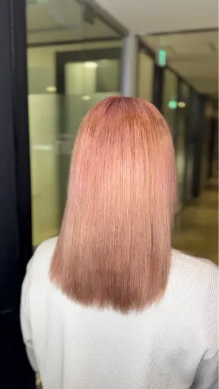 カラー 奥田 星来のヘアスタイル