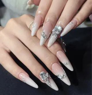 ネイル NiJi Nailsのネイルデザイン