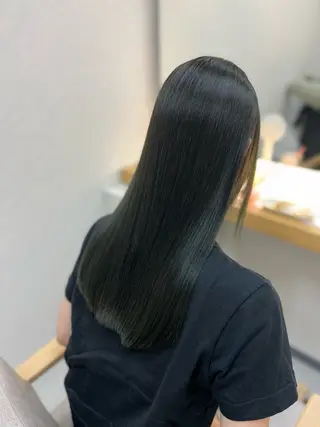 ロング カラー ECLART 町田 井口聖也のヘアスタイル