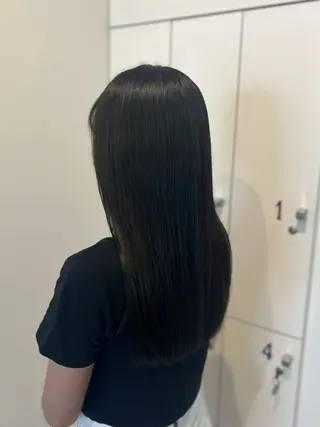 ロング カラー Dia ‎ アキヨシ ミユのヘアスタイル