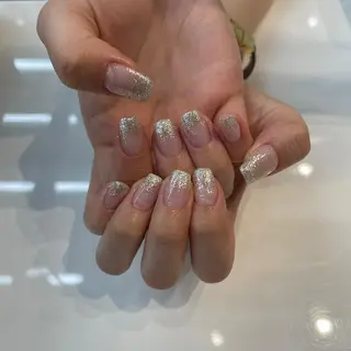 ネイル 鎌田 玲奈のネイルデザイン