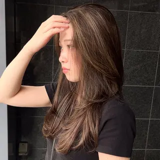 ロング calna 古賀 菜摘のヘアスタイル