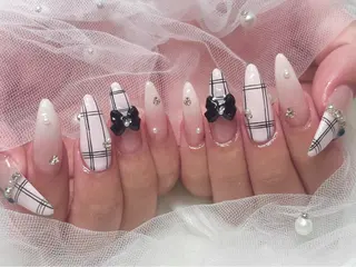 ネイル Roi〈ロワ〉 ayanaのネイルデザイン