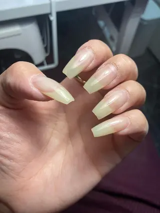 ロング ネイル ✴︎ Delightのネイルデザイン