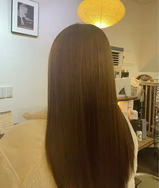 ロング 三國 栞音のヘアスタイル