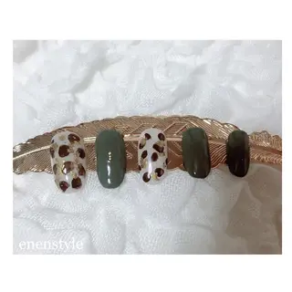 ショート ネイル 👑enen style👑のネイルデザイン