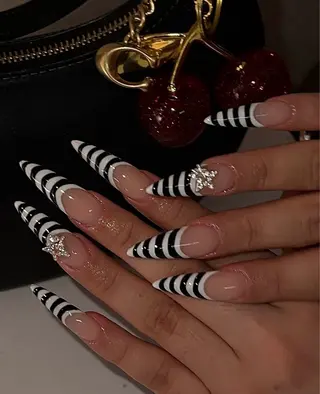 ネイル Cloudy Chan Nailのネイルデザイン