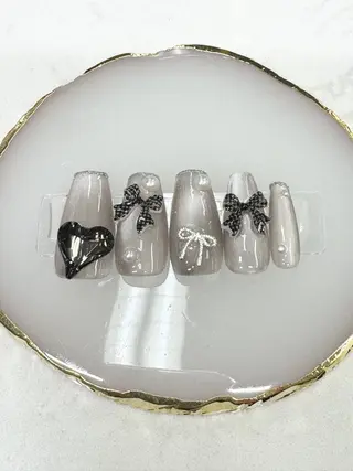 ネイル Queeens nailのネイルデザイン