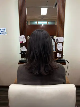 ロング 西形 梨瑚のヘアスタイル