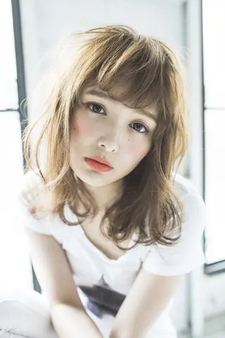 セミロング カラー パーマ 佐々木 優介のヘアスタイル