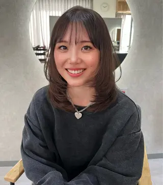 ミディアム 韓国レイヤー／顔周り ／ブリーチことこのヘアスタイル