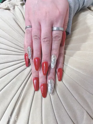 ネイル Toujours所属・山崎 美姫のネイルデザイン