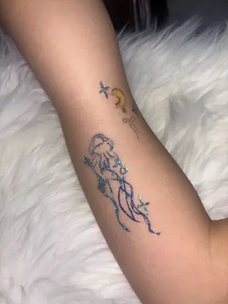mauvely モアナのネイルデザイン