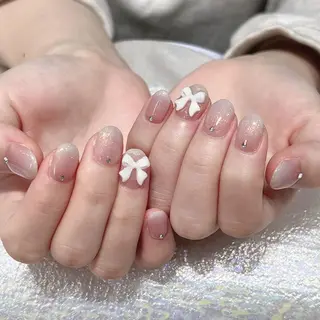 ネイル Queens 榊 まおのネイルデザイン