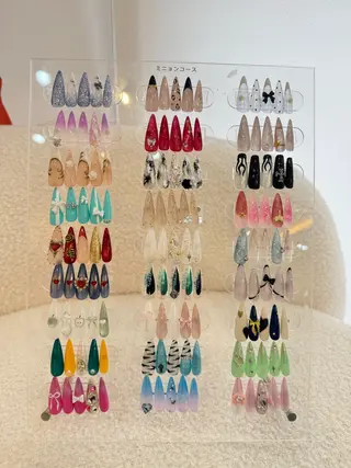 ネイル LUNON Marinのネイルデザイン