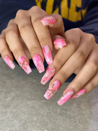 ネイル elu船橋 SAKURAのネイルデザイン