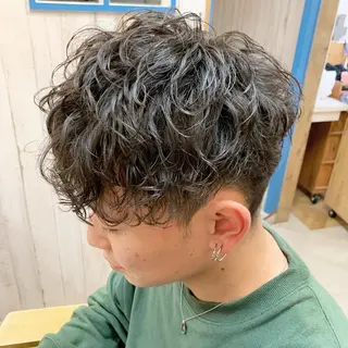 パーマ メンズ 山本 陸央のヘアスタイル