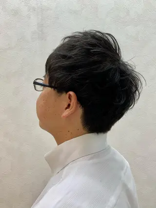 ショート パーマ メンズ 加藤 遥花のヘアスタイル