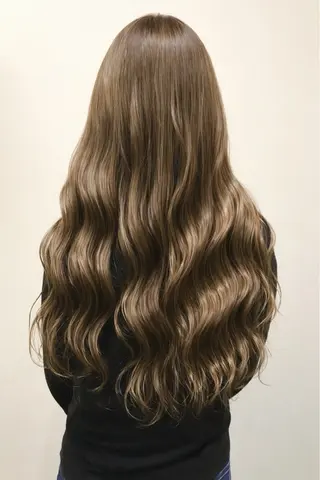 ロング EIIR 玉造.のヘアスタイル