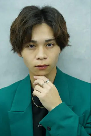 ミディアム パーマ メンズ 垢抜け・メンズパーマ 津山祐紀のヘアスタイル