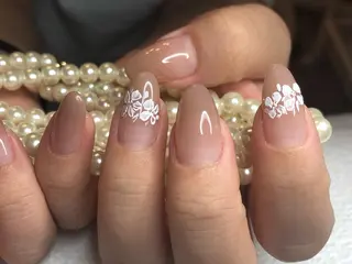 ミディアム ネイル 長さ出し専門 nynaのネイルデザイン