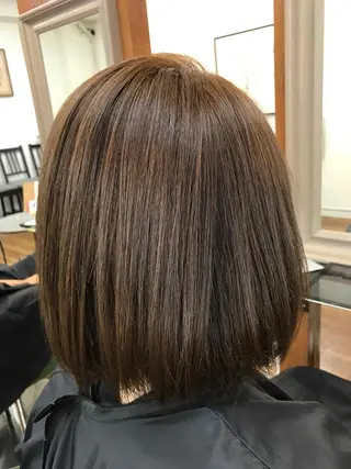 ショート カラー 吉森 満俊のヘアスタイル