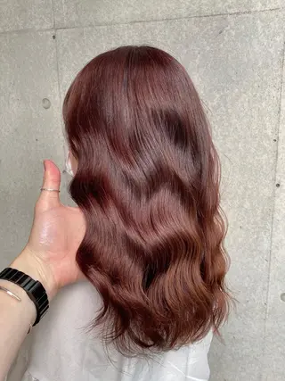 セミロング カラー ブリーチなし✨艶髪 カラー𓃲YAGIのヘアスタイル
