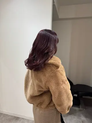 ミディアム カラー 大人な抜け感レイヤー remi🖤のヘアスタイル