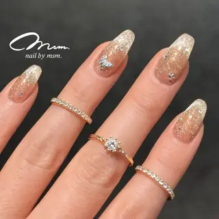 ネイル ネイル・まつ毛・眉毛 同時施術可能💅🏻のネイルデザイン