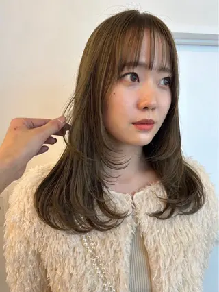 ロング 透明感カラー レイヤー/むつきのヘアスタイル