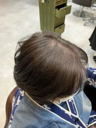 ショート カラー 岡部 夏生のヘアスタイル