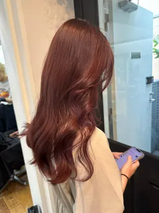 ロング カラー Airi 韓国y2k ハイレイヤーのヘアスタイル