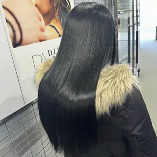 ロング カラー 🎀レイヤー×透明感 ×髪質改善🎀米田のヘアスタイル