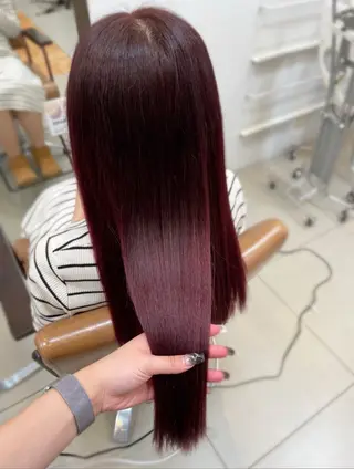 カラー 栄 こずえのヘアスタイル