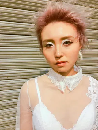 ショート AKUTSU KOICHIのヘアスタイル